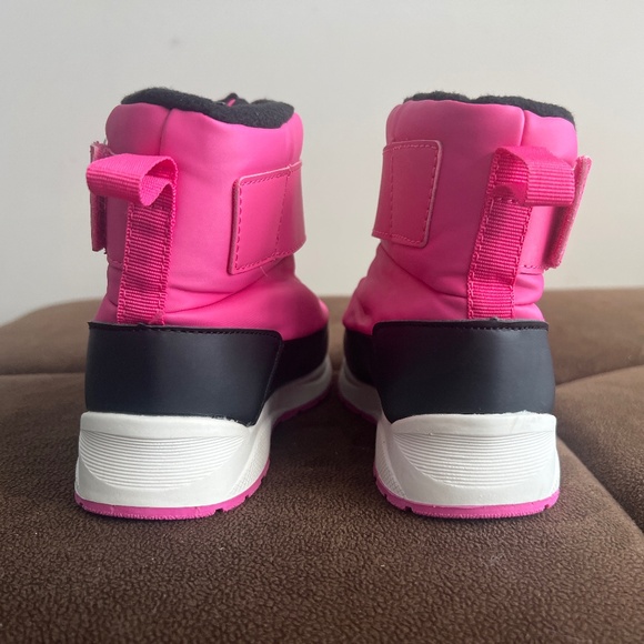 Wonder Nation Snow Boots Fuchsia Girls Size 11 - Picture 3 of 9